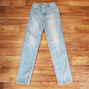 Universal Thread Light Blue Straight Leg Jeans